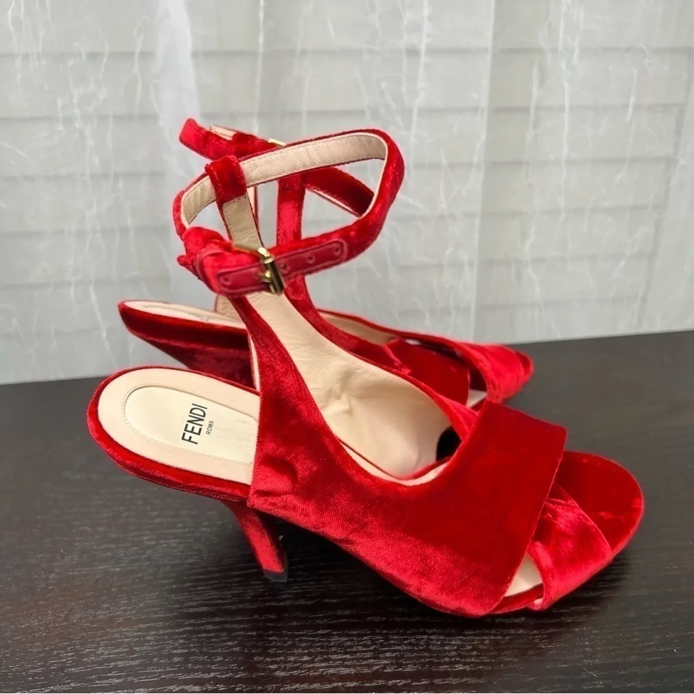 Fendi, Red Velvet Ankle Strap Shoe.  8 - Picture 6 of 12